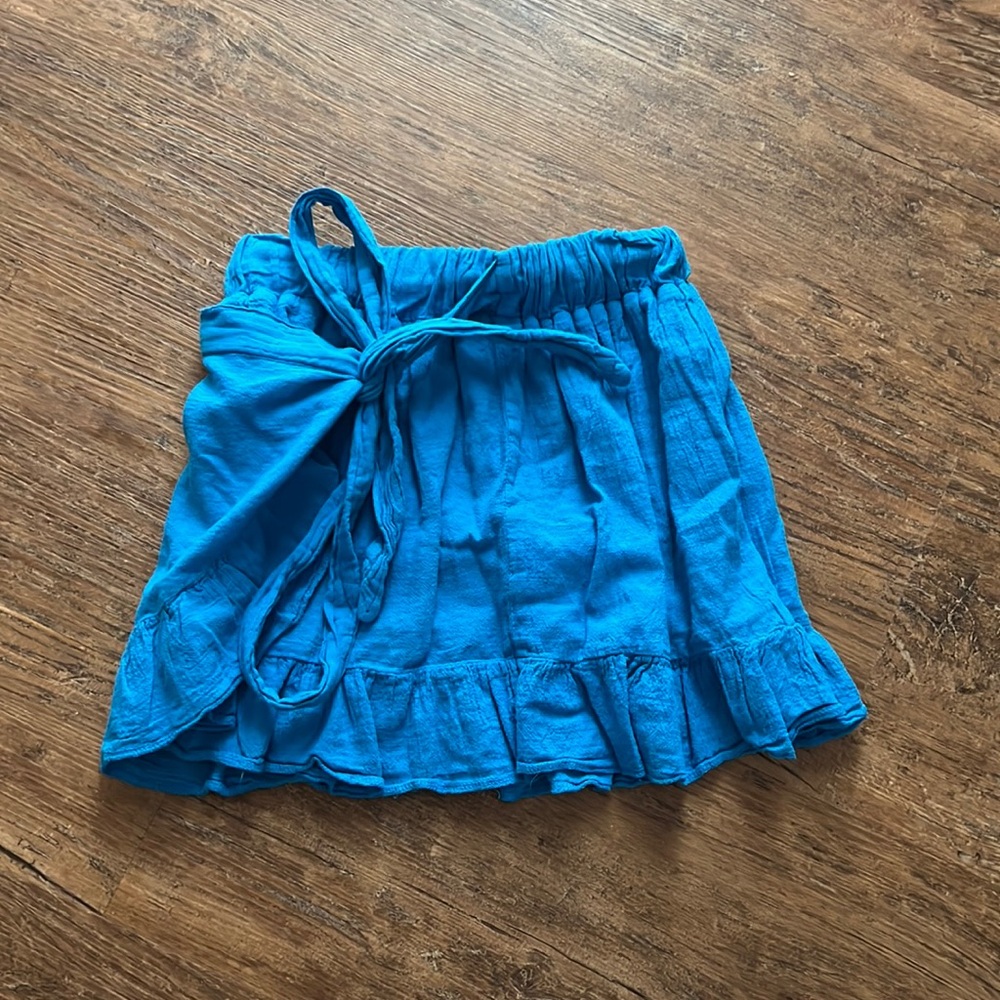 Cute little blue tie skirt from Aritzia